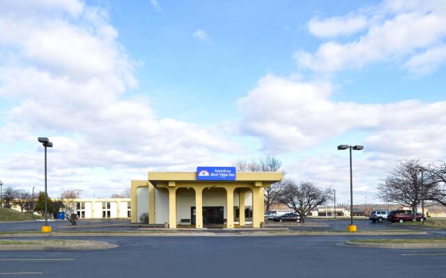 Americas Best Value Inn Moline - Moline, IL