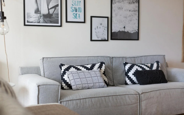 Apartment in Den Haag With Balcony