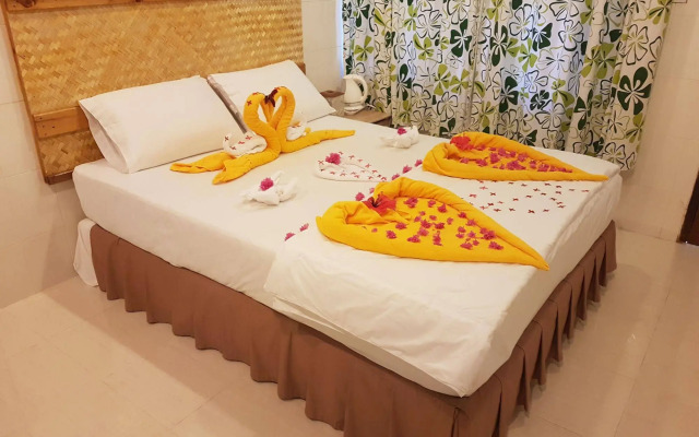 Rasdhoo View Inn