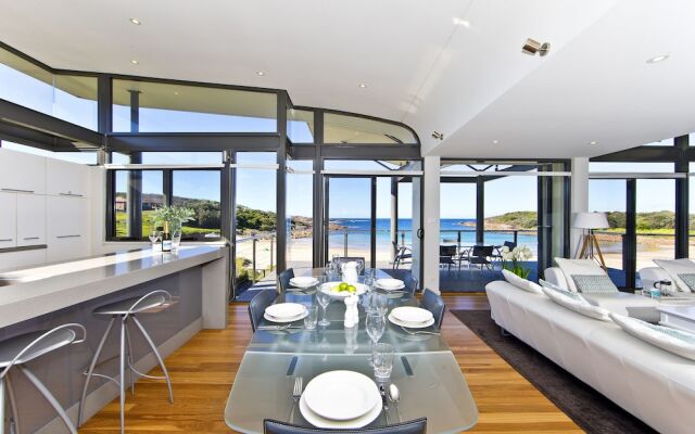 Sails on the Beachfront