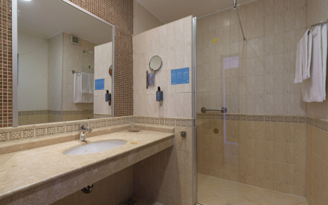Alua Helios Bay - All Inclusive