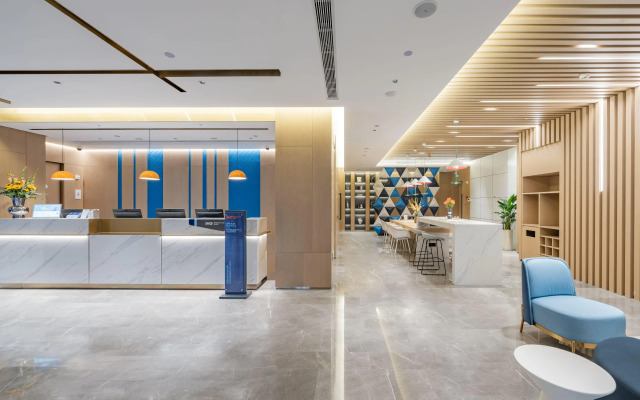 Holiday Inn Express Shanghai Expo Centre by IHG