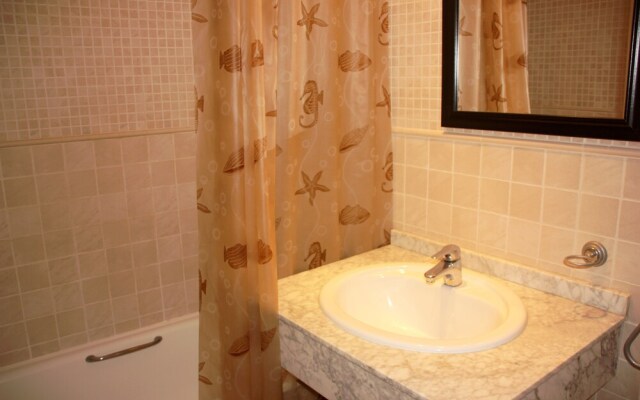 Apartamentos Playa Romana Low Cost 3000