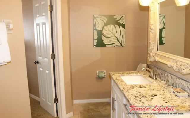 Beach Palms 404 Apartment