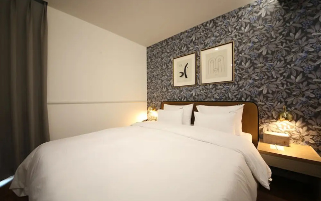 Brown Dot Hotel Busan Sajik Stadium