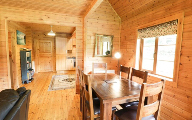 Sunset Lodge 6