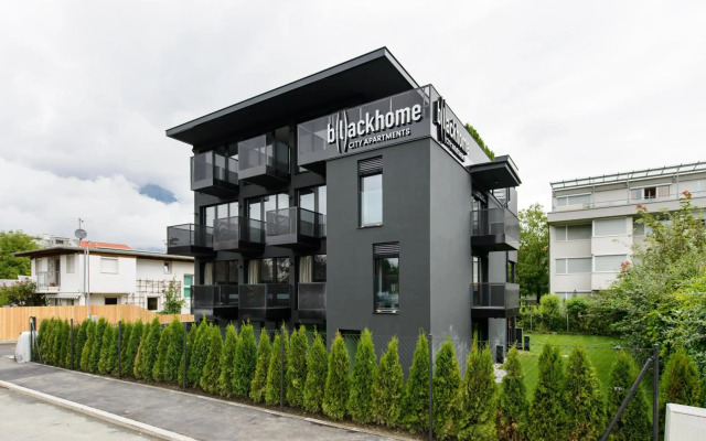 Blackhome Innsbruck City East