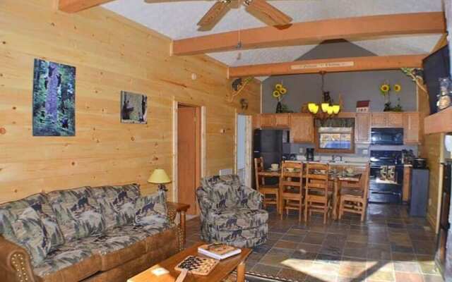 A Honeybear Hideaway