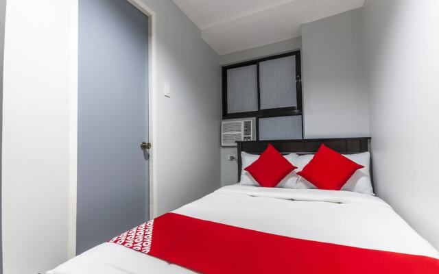 OYO 476 Hedda Hotel