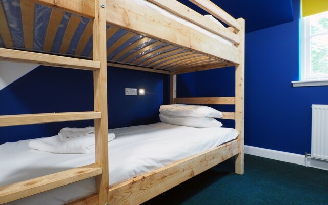 Loch Ness Bunk Inn