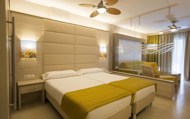 Bull Dorado Beach & Spa - All Inclusive