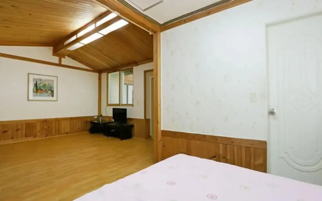 Wonju Chiaksan Juryeongol Pension