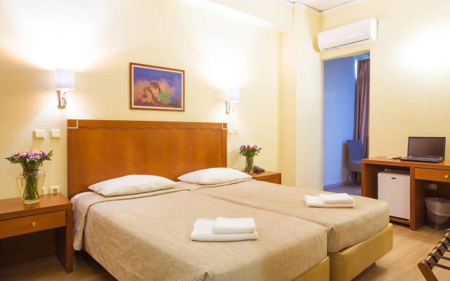 Marina Hotel 