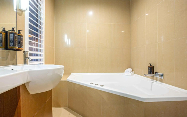 Mercure Sydney Liverpool