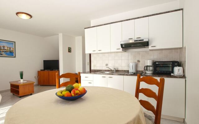 Apartment 1978