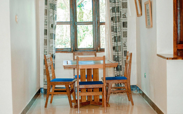 Mnarani Beach Cottages