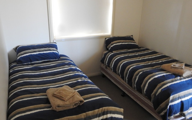 Warrawong on the Darling – Guest Rooms – Wilcannia