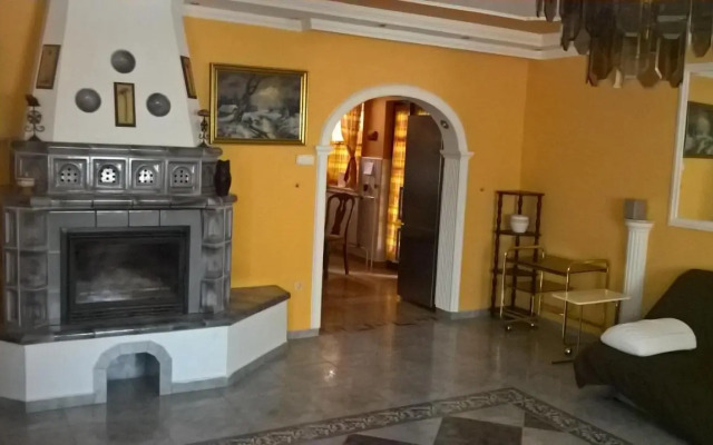 Borostyán Nyaralóház Balatonboglár