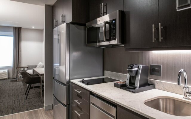 Staybridge Suites Boston - Quincy by IHG