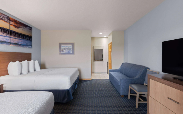 Days Inn by Wyndham Kill Devil Hills Oceanfront - Wilbur