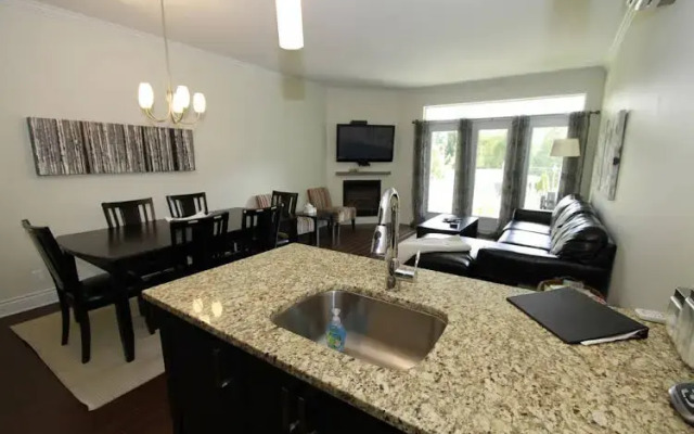 Le Champlain Condo 102