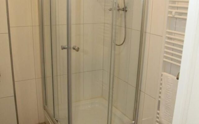 Kispet Deluxe Hotel