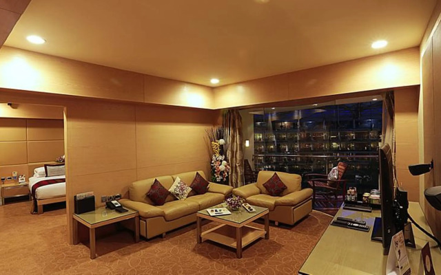 Sahara Star