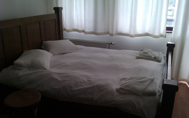 Studio Apartment With English Pine Fittings