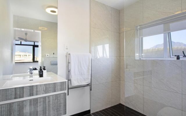 Seahill Luxury Apartment - Mouille Point