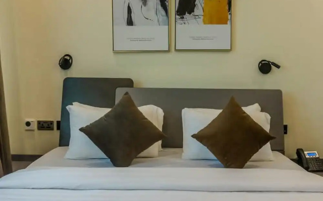 QMB Apartment