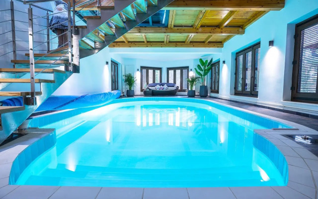 “Moment s“ pool house Trakoscan