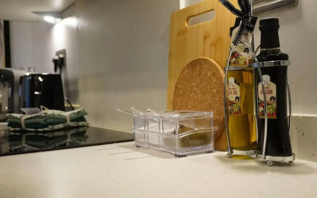 The Glamour of Shoreditch