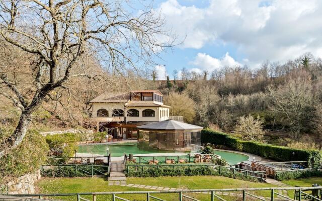 Restful Holiday Home in Sorano With Swimming Pool