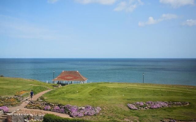 Sandcliff Guest House