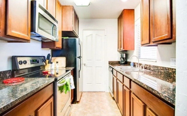 Beautiful Condo in Prime Scottsdale Location!