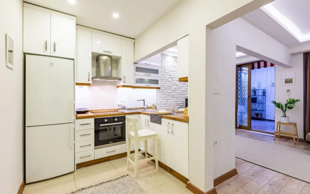 Missafir Excellent Flat With Backyard in Nisantasi