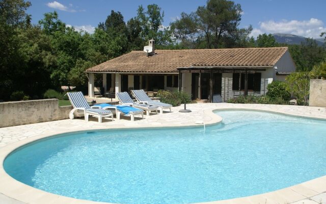 Serene Villa in Valbonne With Private Swimming Pool