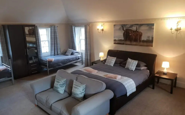Easter house of Ross self catering