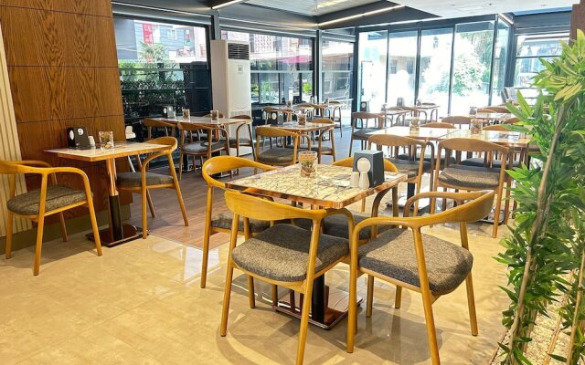 Sam Hotel