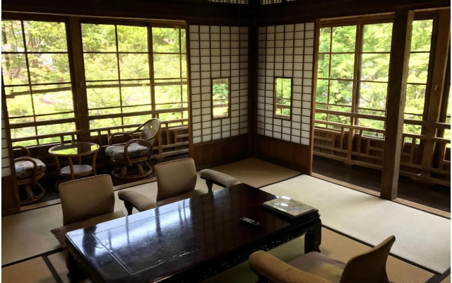 Orihashi Ryokan