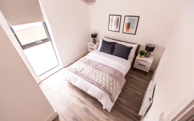Modern 1-bed - Brand New - Central - Free Wi-fi