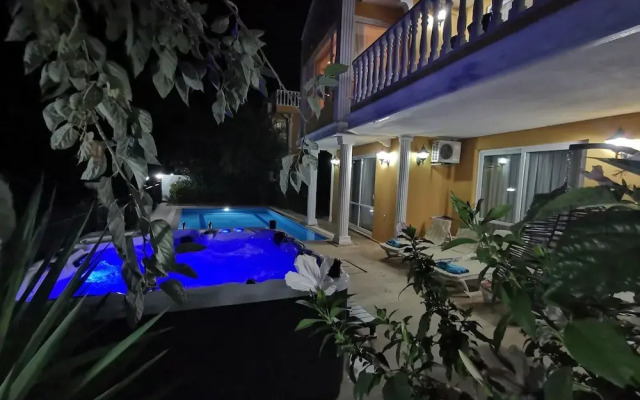 Luxury Villa in Alanya near Beach, Alanya Villa 1019