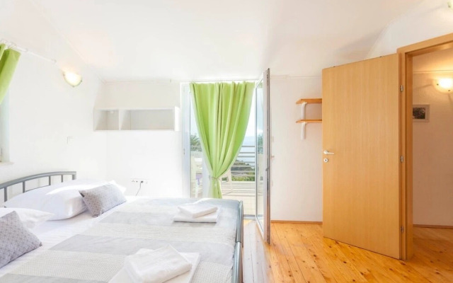 Tonci - Comfortable & Surrounded by Nature - H