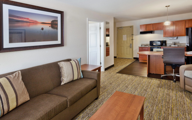 Candlewood Suites Montgomery- North by IHG