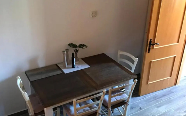 Apartma, Prekmurska vas, Trobentica 32