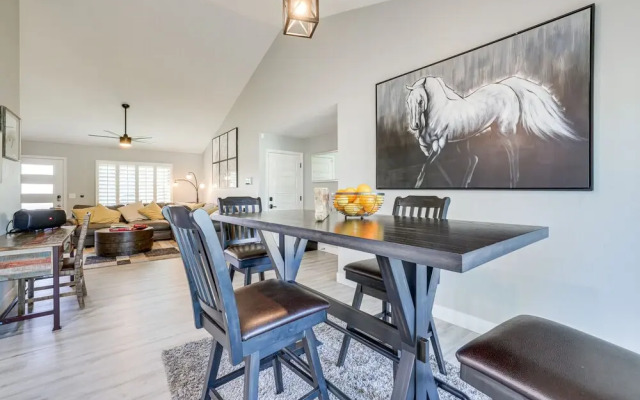 Bright Tempe Home w/ Fenced Backyard!