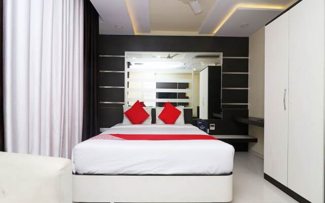 OYO 7054 Hotel Amabalika