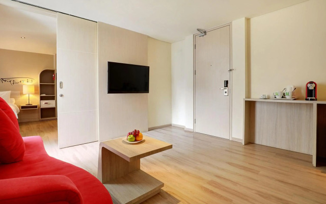 ibis Styles Jakarta Gajah Mada Hotel