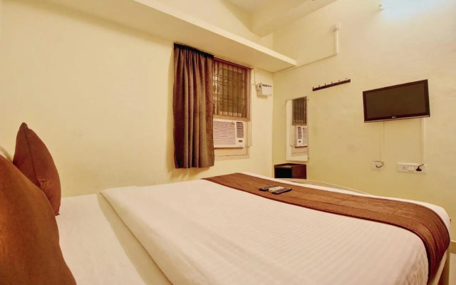 Flagship 701072 Yazhini Service Apartment