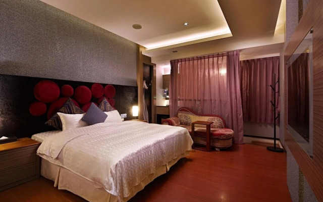 Prague Spring Boutique Motel